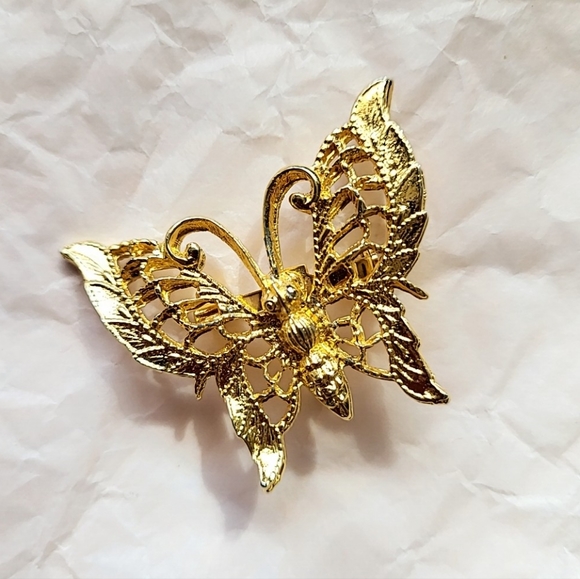 TRIFARI VINTAGE FILIGREE CLIP EARRINGS + BUTTERFLY BROOCH - Picture 2 of 8